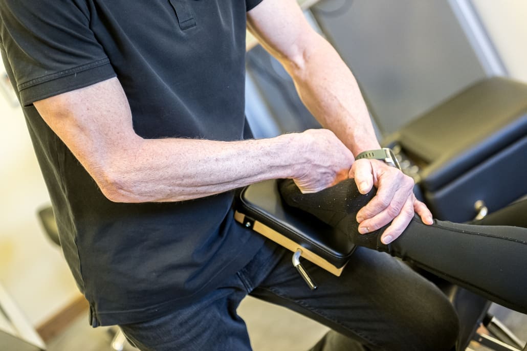 Naprapater korrigerar orsaken till problemet